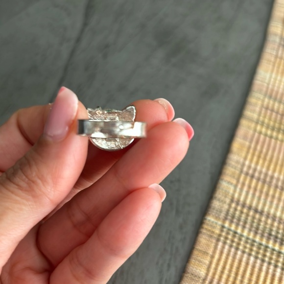 Hello Kitty Ring - Picture 5 of 6